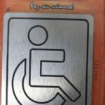 PLACA LUXO WC CADEIRANTE - NUMERAL