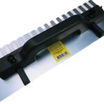 DESEMPENADEIRA DENTADA 12 X 27 CM C/ REGULAGEM