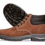 BOTINA CADARCO BI NOBUCK CAFÉ S/ BICO C/ILHOS BOLINHA N. 39 - R.F MAX