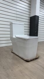 VASO SANITARIO MONOBLOCO QUADRADO BRANCO C/ ASSENTO SOFT CLOSE