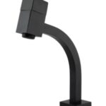 TORNEIRA LINK QUADRADA BAIXA PRETA 15,4X22CM