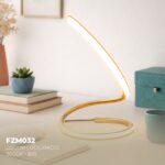 FZM032 - LUM.MESA MADEIRA 15W - D20 X 45CM - 3000K